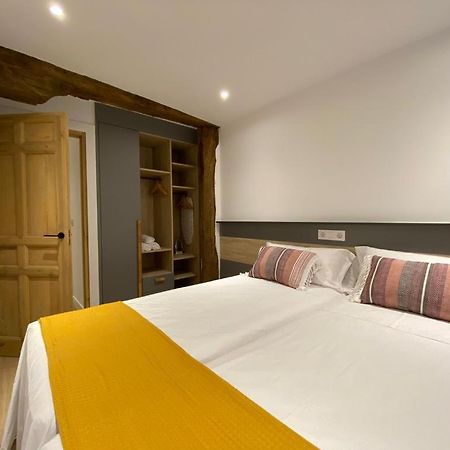 Apartamento Deluxe Casco Viejo Билбао Екстериор снимка